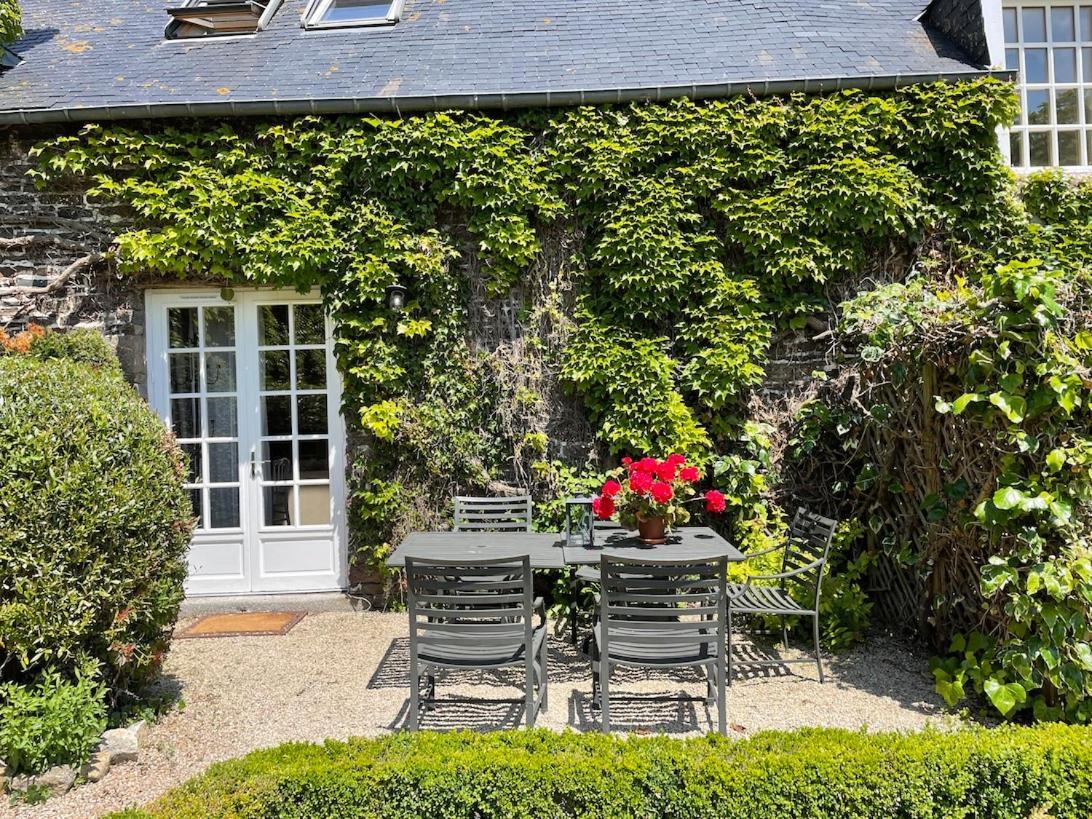 Manoir De La Begaudiere Mont-Dol Bilik gambar